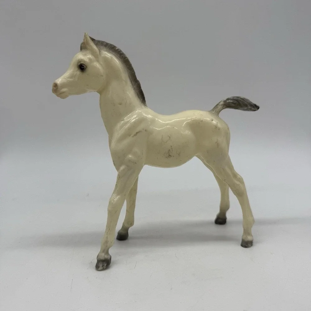Breyer Horse #9 Joy Glossy Alabaster Proud Arabian Foal Vintage Old Mold